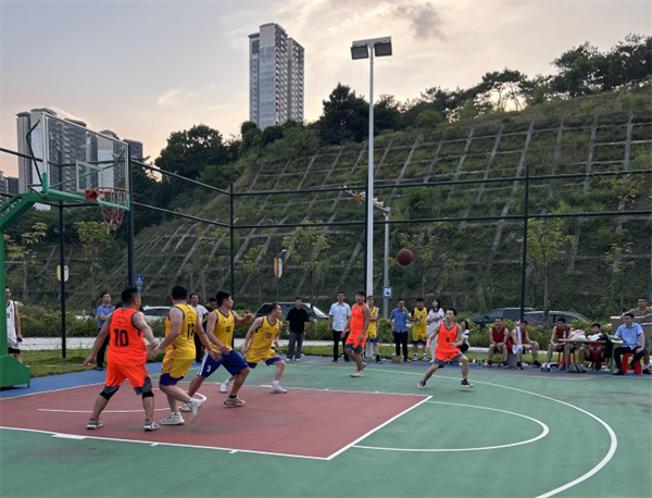 香蕉电影网在线观看時在低碳總部園中秋節籃球賽中勇奪冠軍5