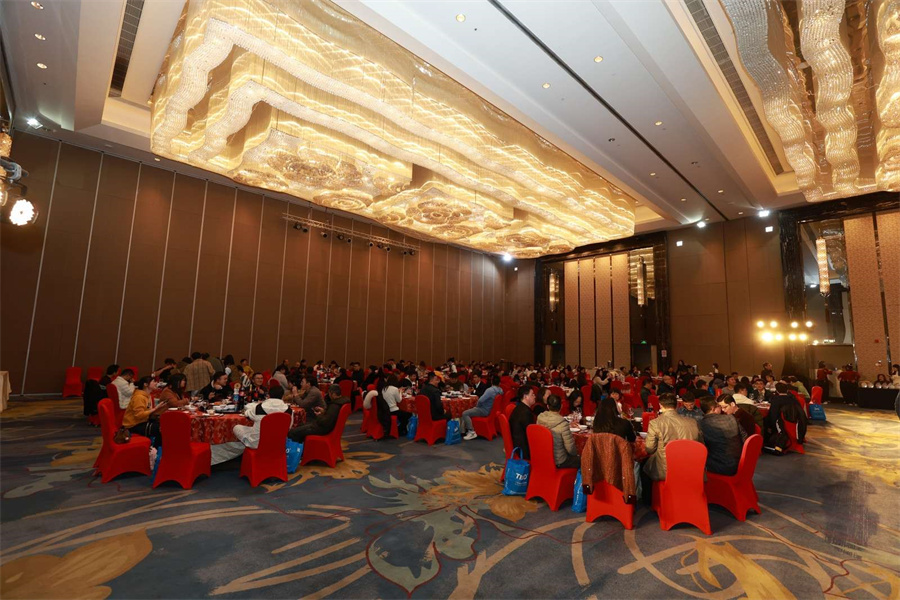 香蕉电影网在线观看時二十五周年年會6