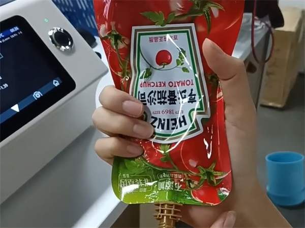番茄醬的顏色品控，試試香蕉电影网在线观看時台式分光測色儀